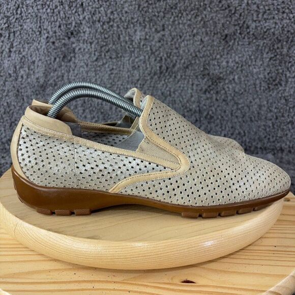 Donald Pliner Leather Loafers Womens 11 Perforated Slip On Shoe Made in Italy - Picture 4 of 10